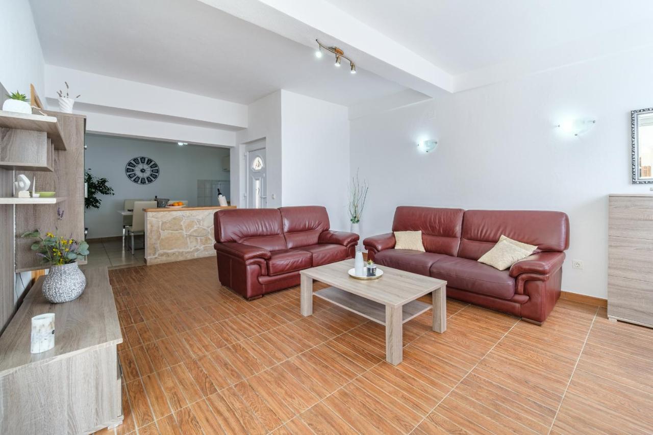 Rooms Plaza Divuje Мурвиця Екстер'єр фото